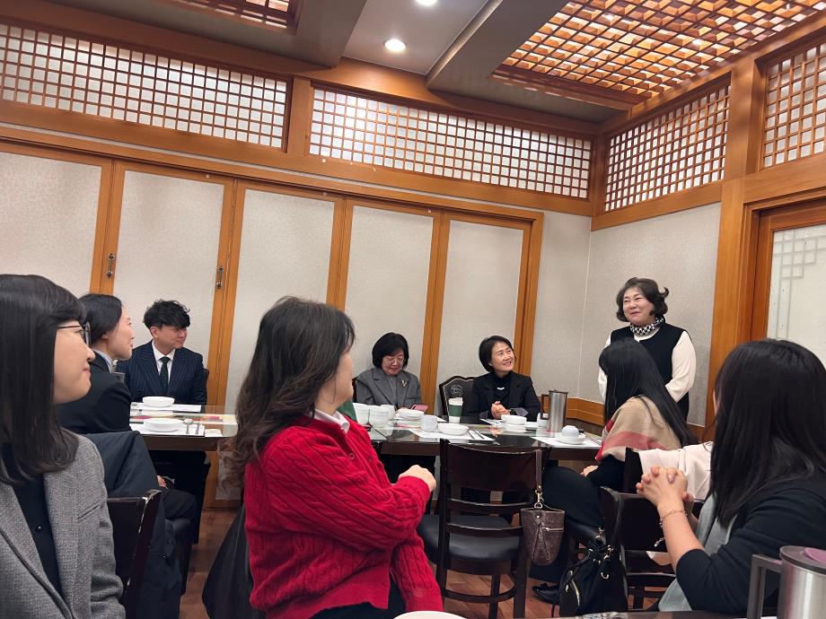 동문 원장님과 함께(상지대유아교육학과) 2